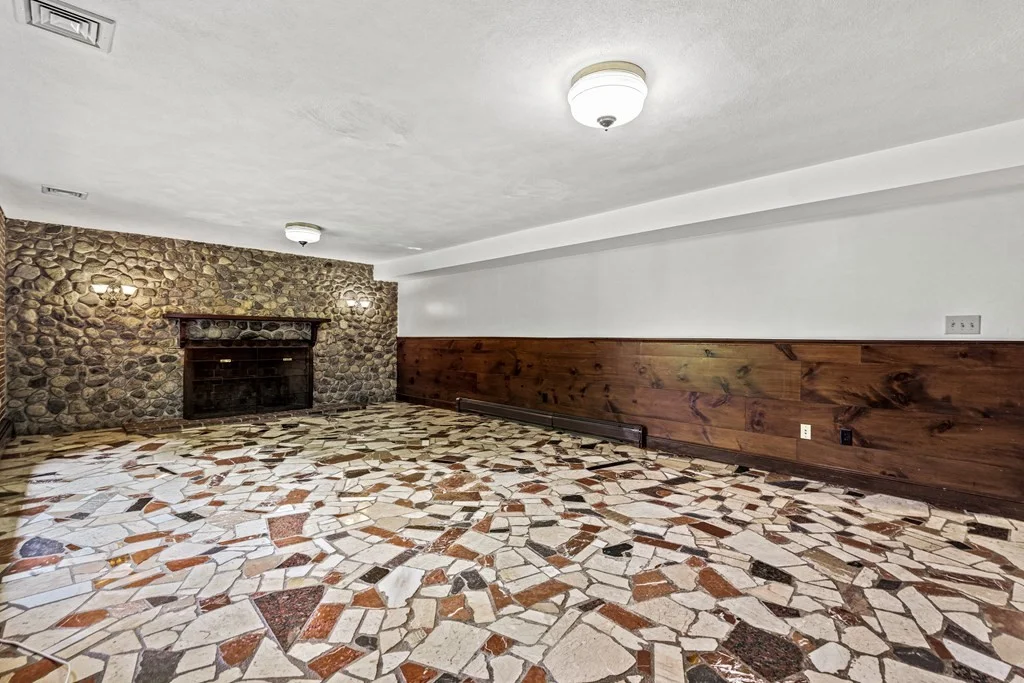 6 bed, 4+ bath apartment for rent at 280 High St Unit 280, Winchester — photo 29 of 42