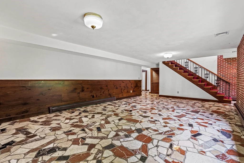 6 bed, 4+ bath apartment for rent at 280 High St Unit 280, Winchester — photo 31 of 42