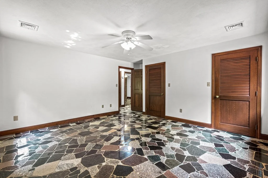 6 bed, 4+ bath apartment for rent at 280 High St Unit 280, Winchester — photo 36 of 42