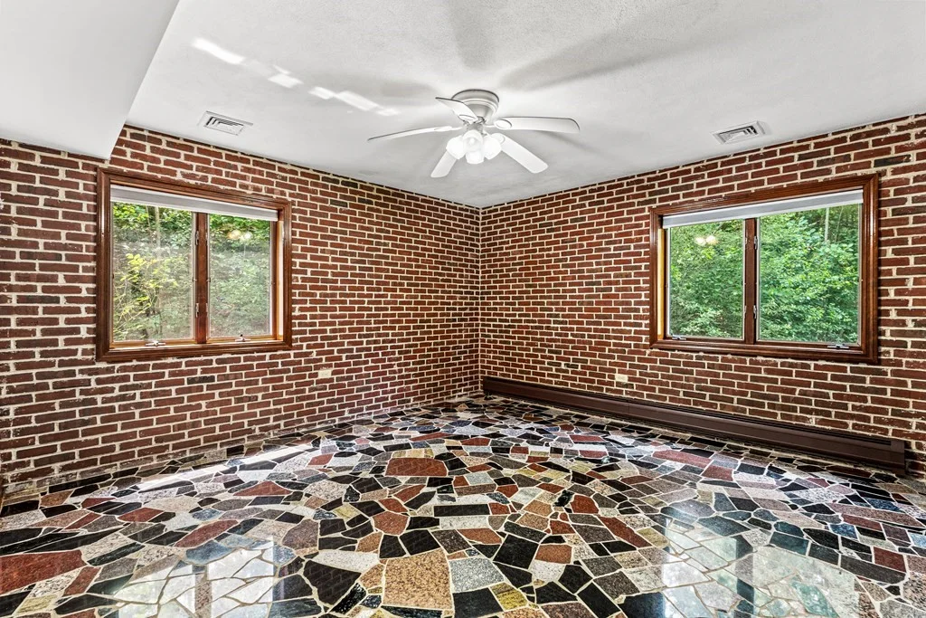 6 bed, 4+ bath apartment for rent at 280 High St Unit 280, Winchester — photo 34 of 42