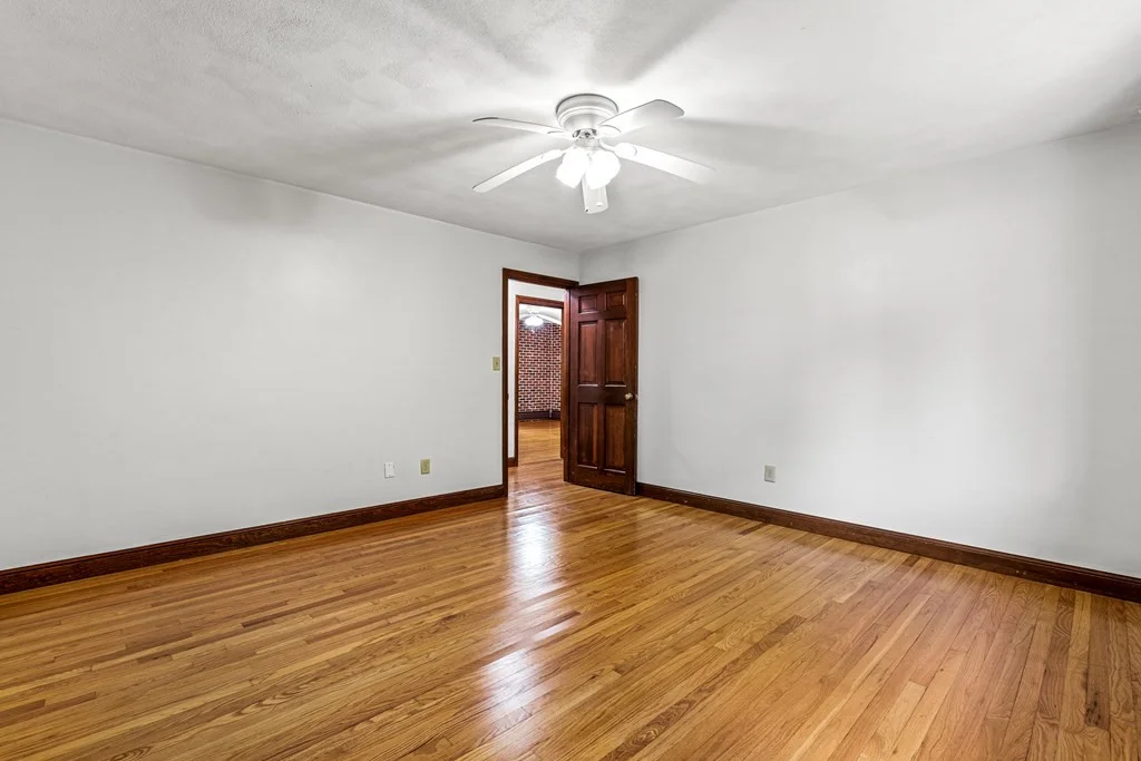 6 bed, 4+ bath apartment for rent at 280 High St Unit 280, Winchester — photo 21 of 42