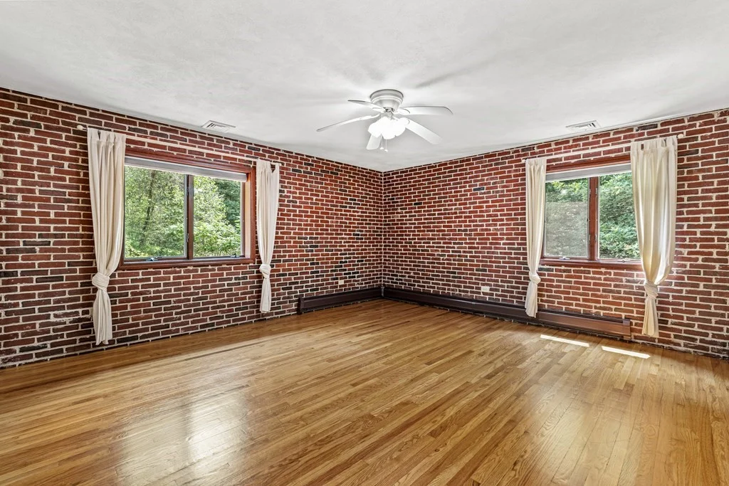 6 bed, 4+ bath apartment for rent at 280 High St Unit 280, Winchester — photo 24 of 42