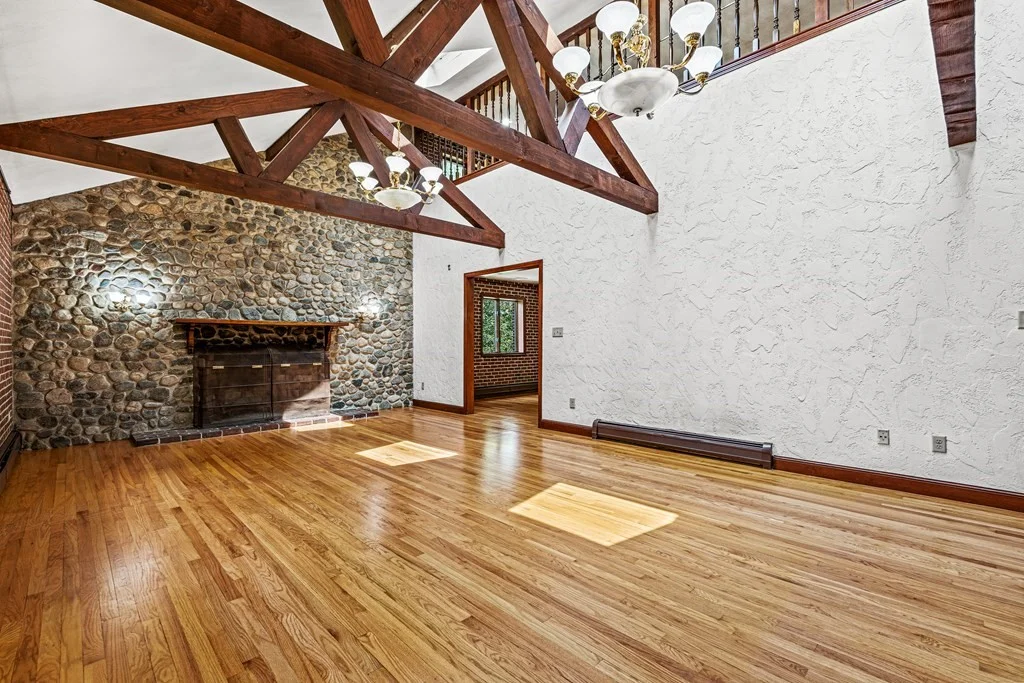 6 bed, 4+ bath apartment for rent at 280 High St Unit 280, Winchester