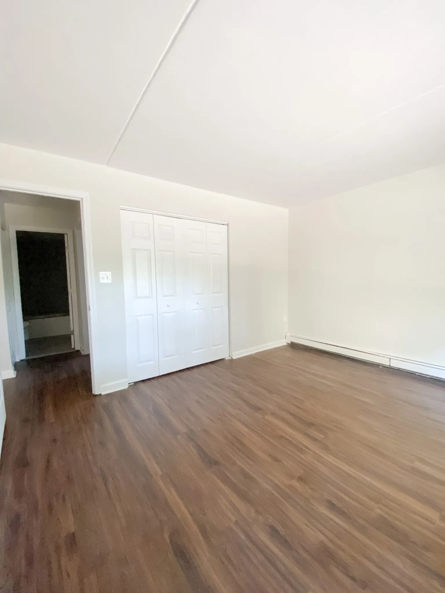 2 bed, 1 bath apartment for rent at 280 Hyde Park Ave Unit 4, Jamaica Plain — photo 2 of 5