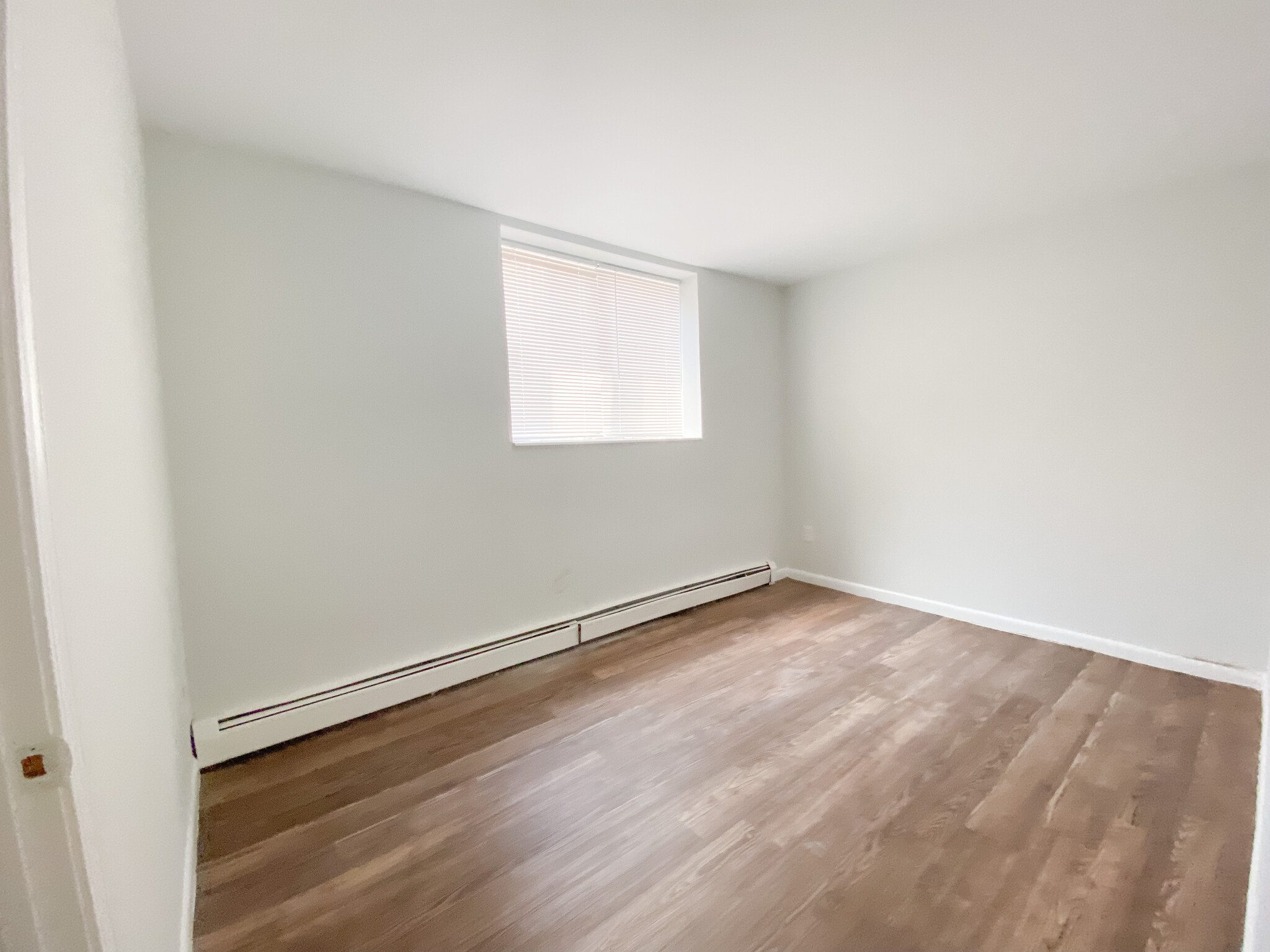 2 bed, 1 bath apartment for rent at 280 Hyde Park Ave Unit 9, Jamaica Plain — photo 3 of 5