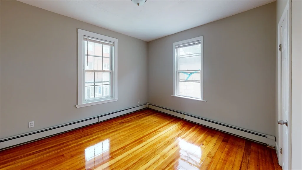 3 bed, 1 bath apartment for rent at 280 Mcgrath Highway Unit 1, Union Square — photo 4 of 8