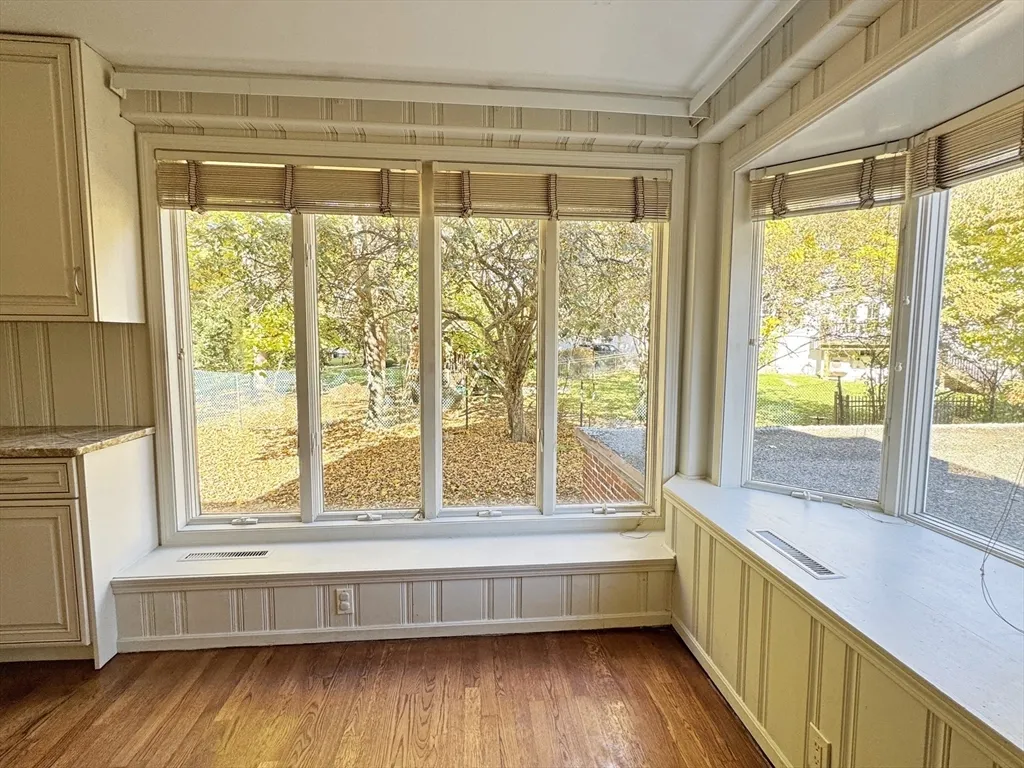 3 bed, 2 bath apartment for rent at 280 Quinobequin Rd, Waban — photo 7 of 31
