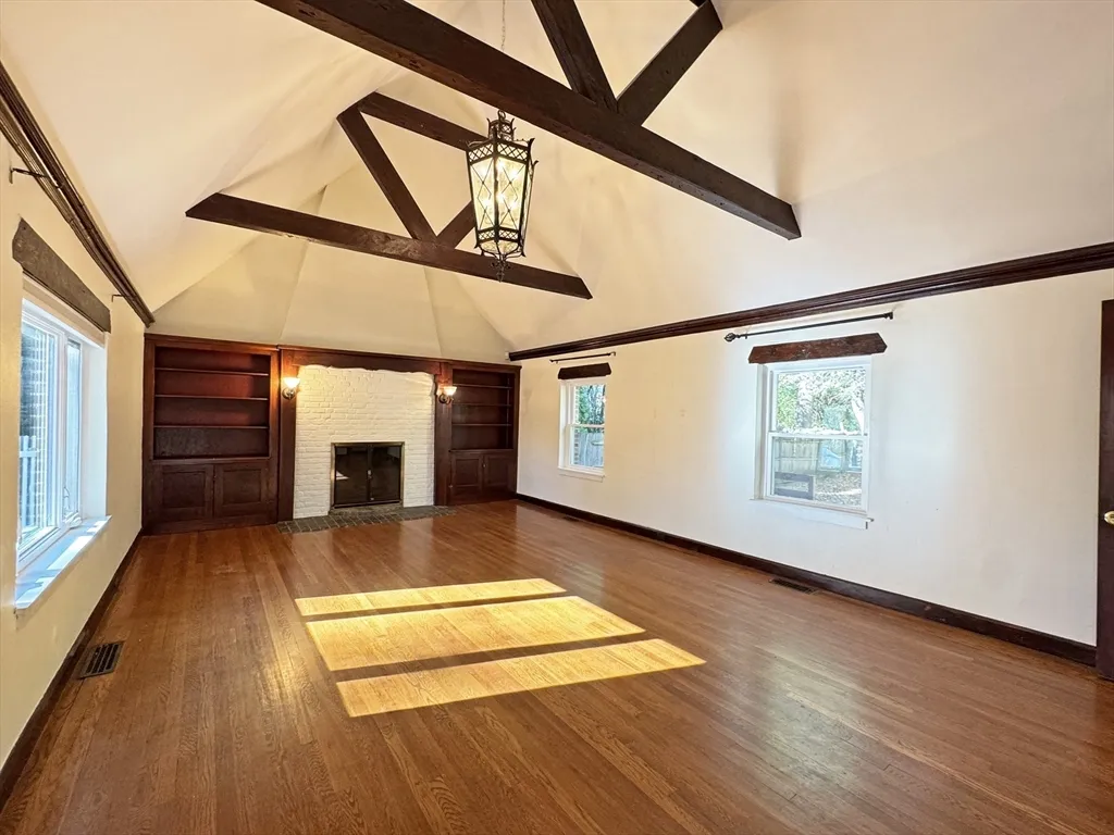3 bed, 2 bath apartment for rent at 280 Quinobequin Rd, Waban — photo 15 of 31