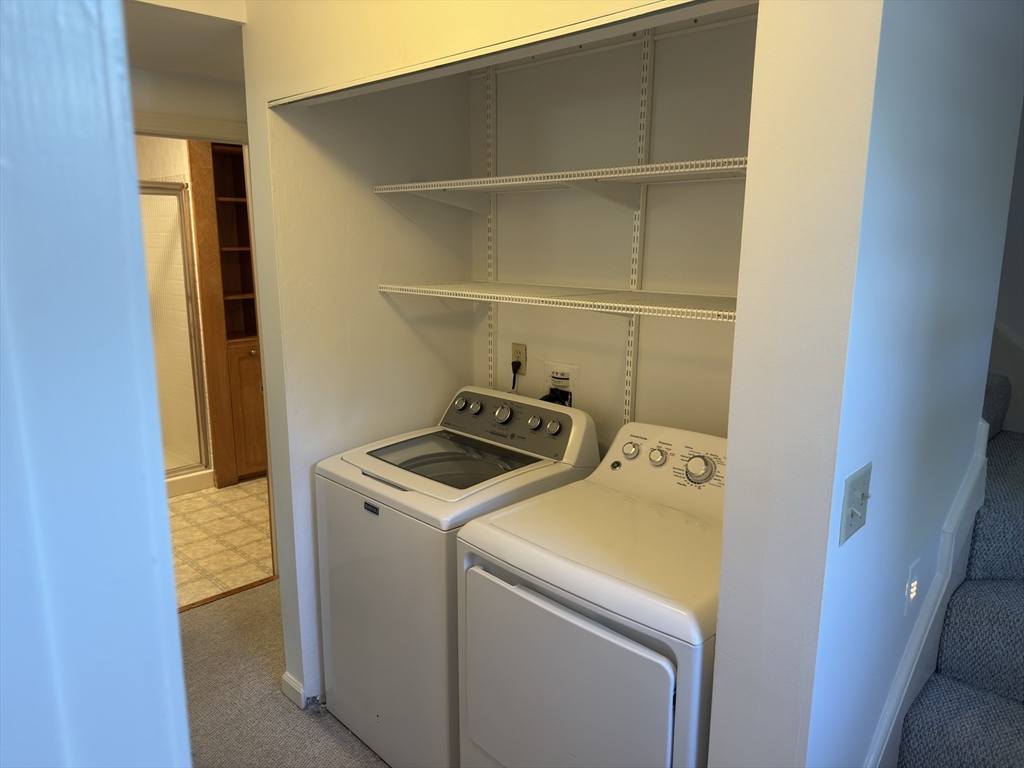 2 bed, 1 bath apartment for rent at 280 Village St Unit J1, Medway — photo 14 of 19