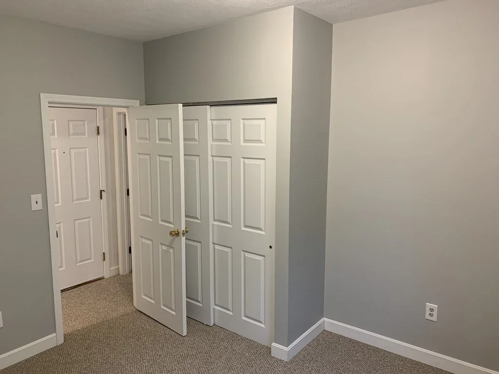 3 bed, 1 bath apartment for rent at 280 Western Ave Unit 1, Riverside — photo 12 of 15