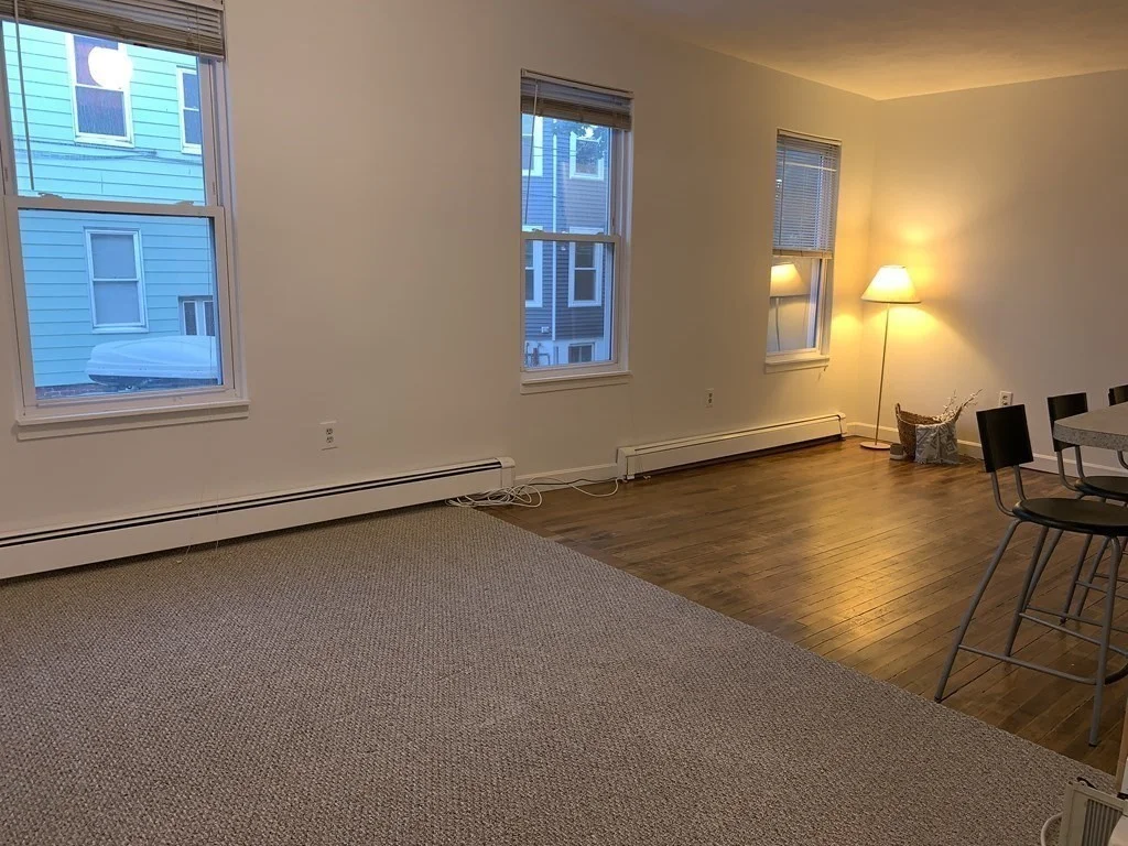 3 bed, 1 bath apartment for rent at 280 Western Ave Unit 1, Riverside — photo 6 of 15