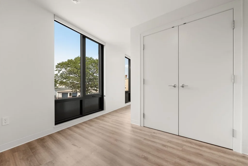 Studio bed, 1 bath apartment for rent at 280 Western Ave Unit 22E, Allston — photo 4 of 10