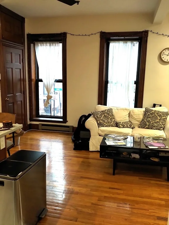 2 bed, 1 bath apartment for rent at 280A Shawmut Ave Unit 2, South End — photo 5 of 10