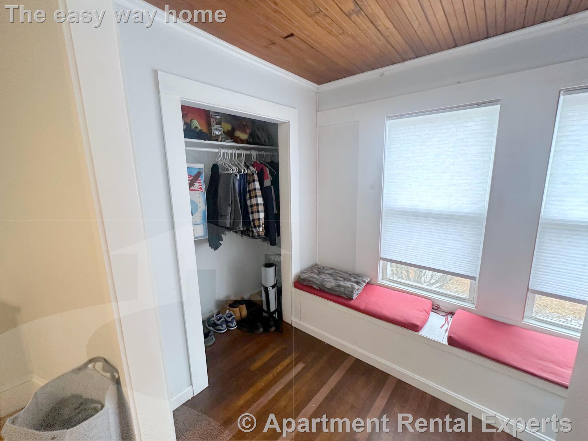 3 bed, 1 bath apartment for rent at 281 Alewife Brook Pkwa Unit 2, West Somerville — photo 9 of 15