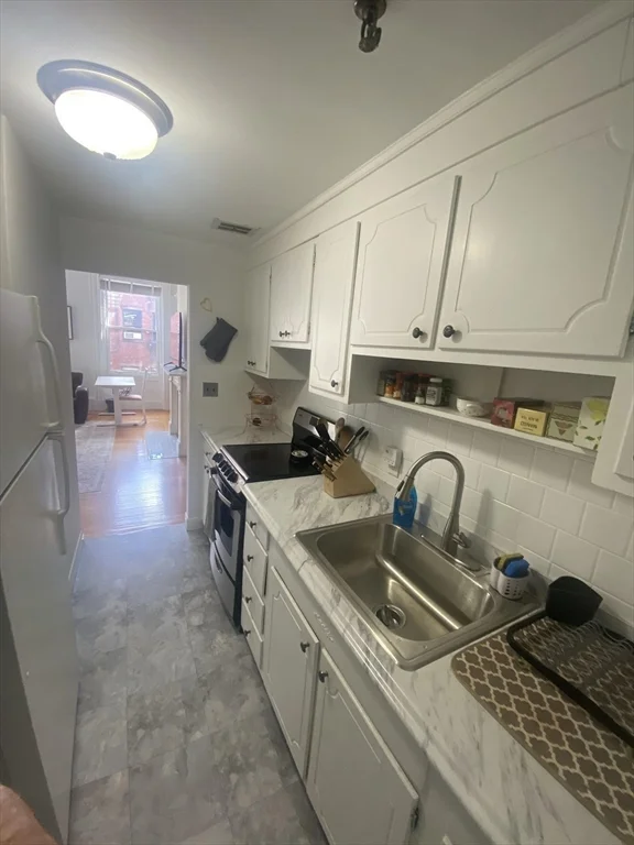 1 bed, 1 bath apartment for rent at 281 Beacon St Unit 17, Back Bay — photo 7 of 9