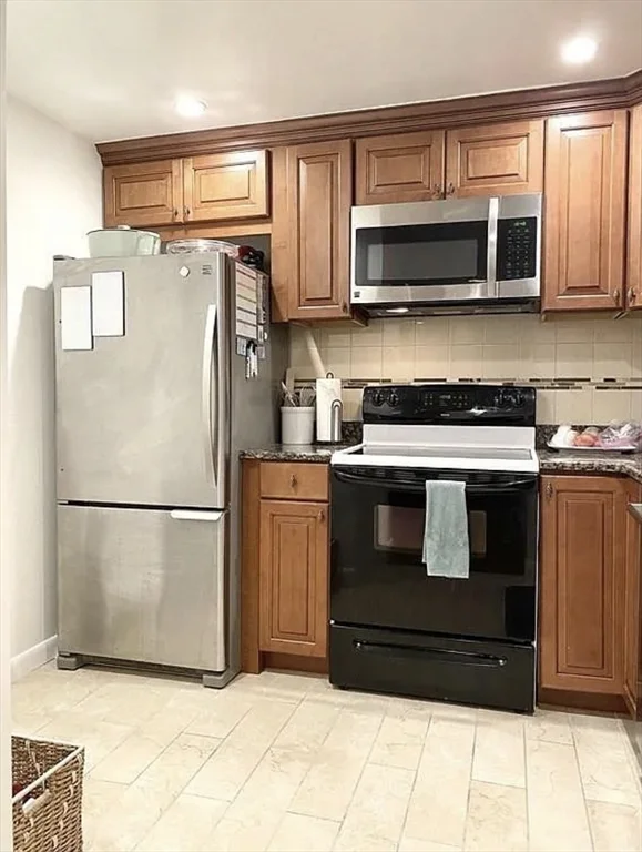 1 bed, 1 bath apartment for rent at 281 Beacon St Unit 7, Back Bay — photo 2 of 10