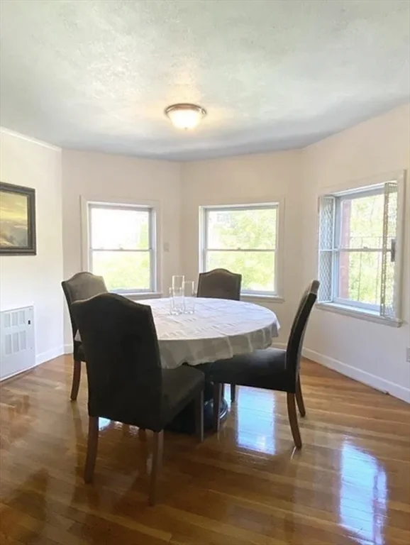 1 bed, 1 bath apartment for rent at 281 Beacon St Unit 7, Back Bay — photo 3 of 10