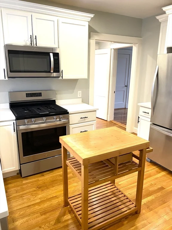 3 bed, 1 bath apartment for rent at 281 Belgrade Ave Unit 3, Roslindale — photo 10 of 18