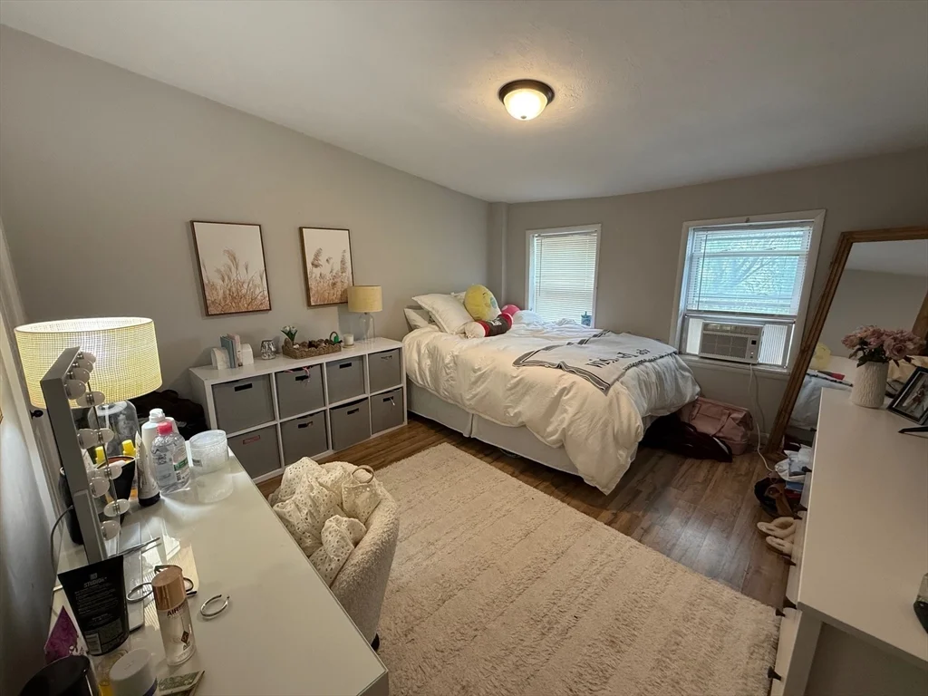 4 bed, 1 bath apartment for rent at 281 Bowen Unit 2, South Boston — photo 18 of 24