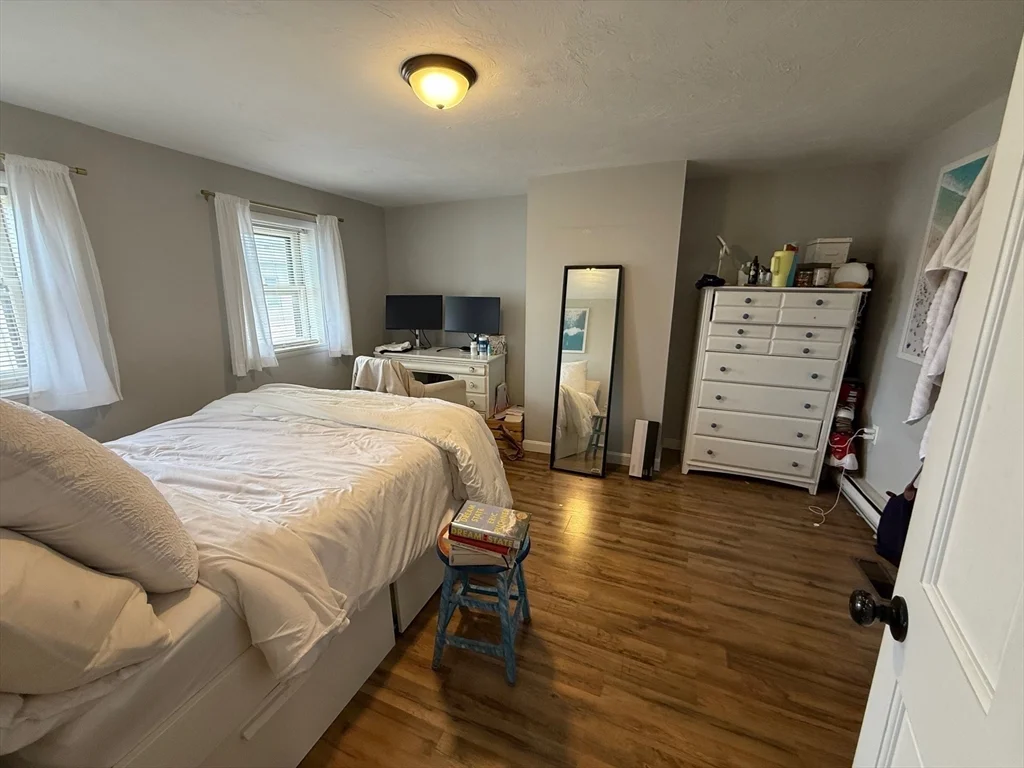 4 bed, 1 bath apartment for rent at 281 Bowen Unit 2, South Boston — photo 16 of 24