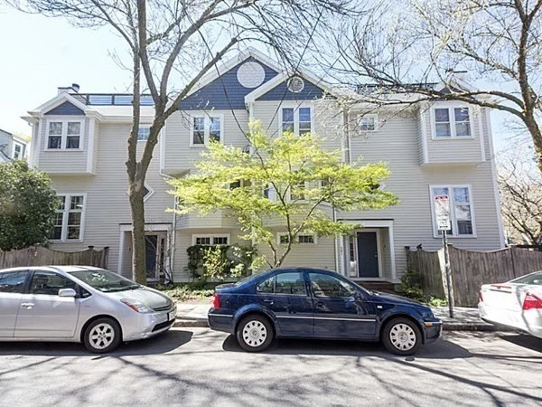 3 bed, 2 bath apartment for rent at 281 Brookline St Unit 1, Cambridgeport — photo 2 of 22