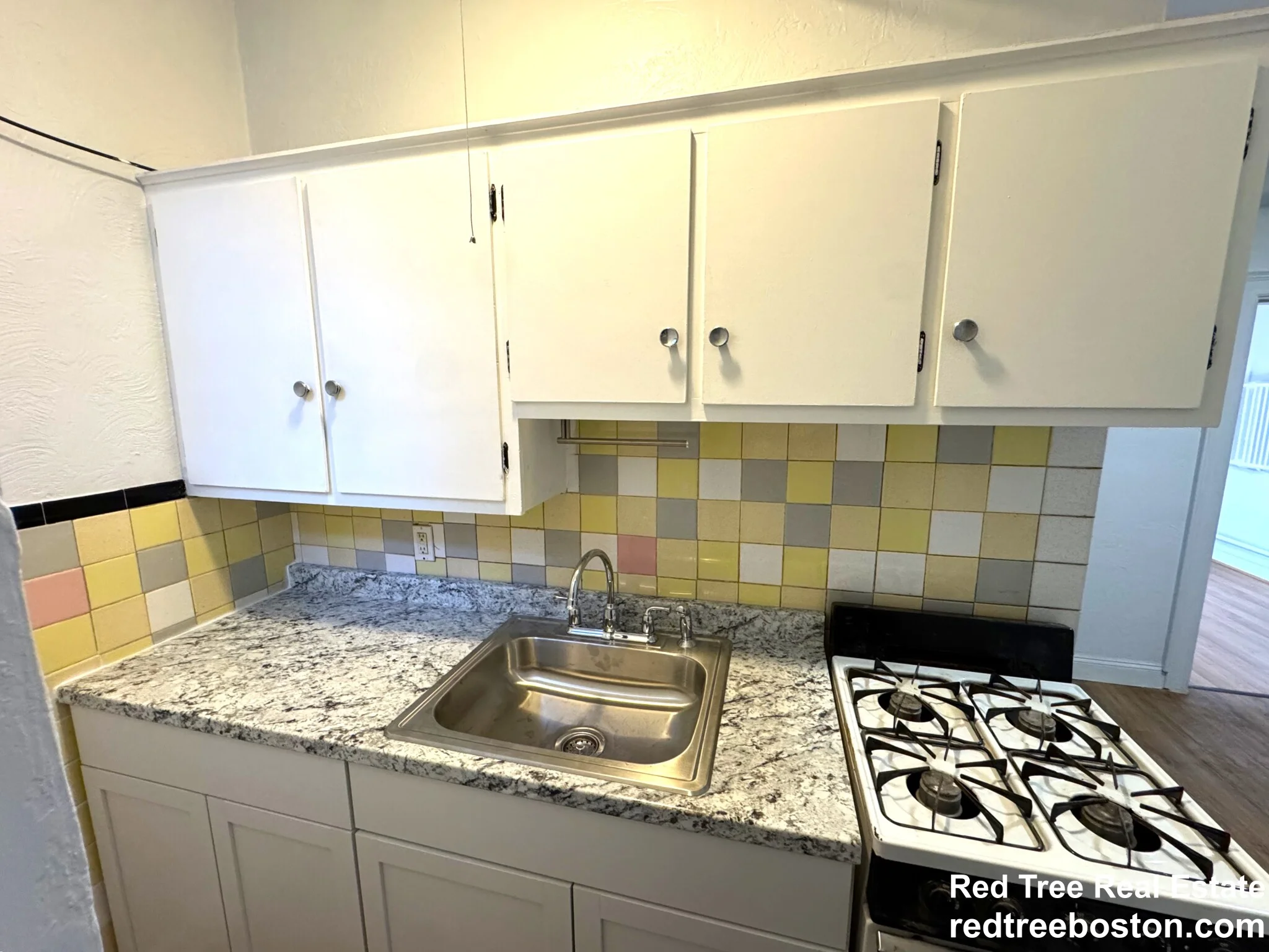 Studio bed, 1 bath apartment for rent at 281 Corey Rd, Brighton — photo 3 of 14
