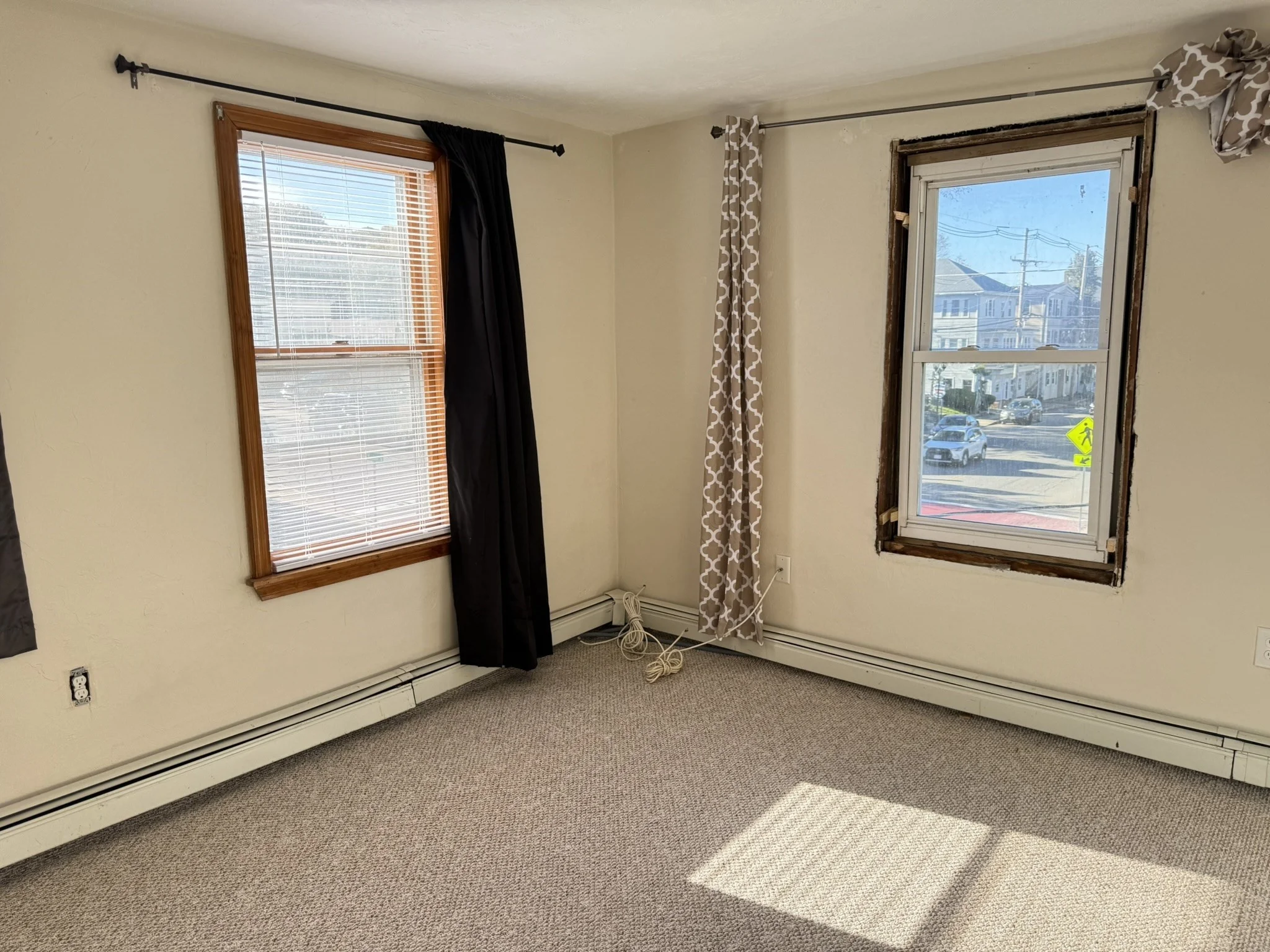 3 bed, 2 bath apartment for rent at 281 Court St Unit 2, North Plymouth — photo 12 of 19