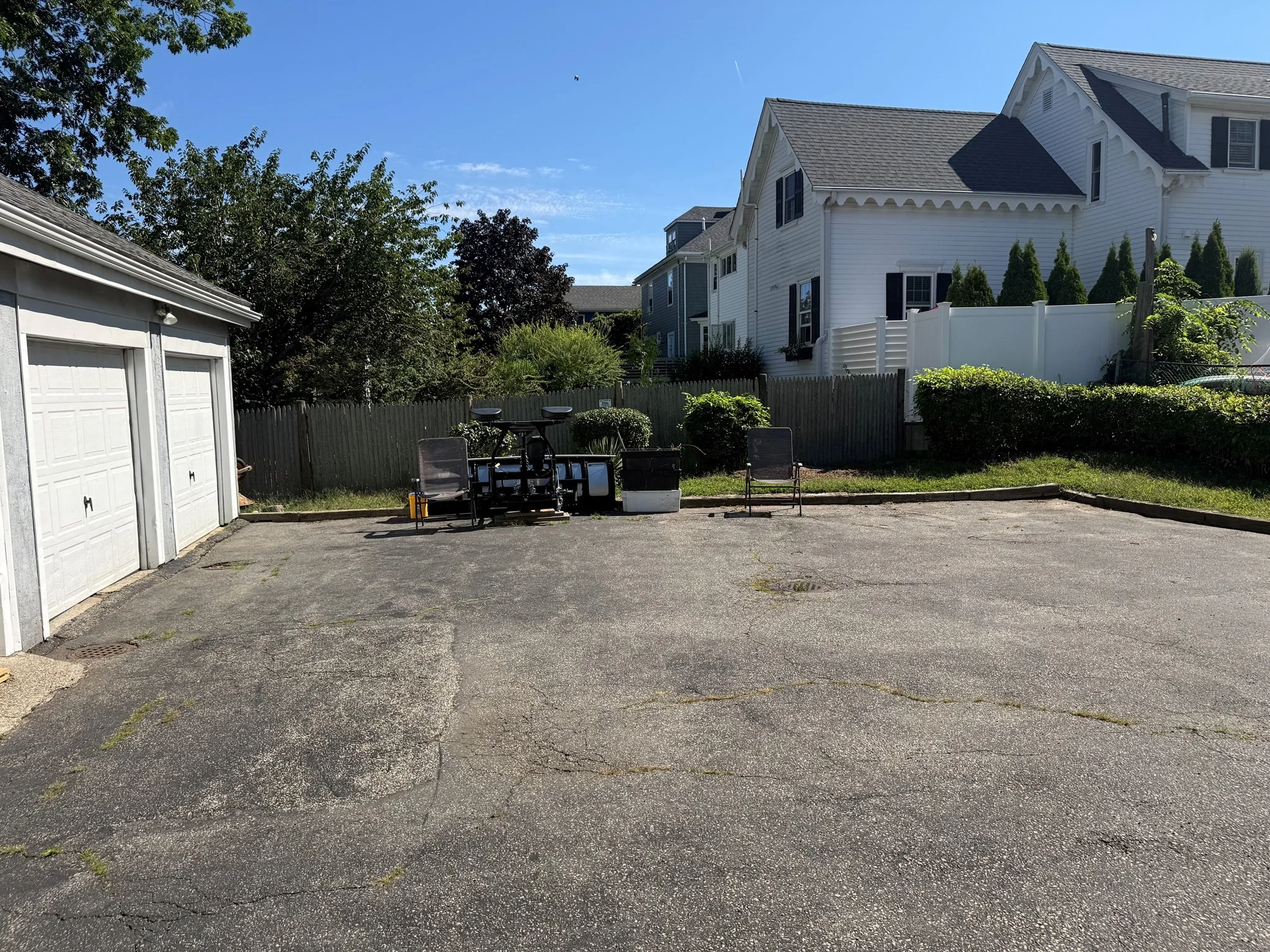 3 bed, 2 bath apartment for rent at 281 Court St Unit 2, North Plymouth — photo 2 of 5