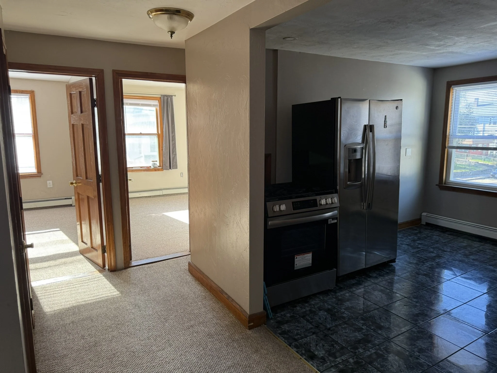 3 bed, 2 bath apartment for rent at 281 Court St Unit 2, North Plymouth — photo 16 of 19