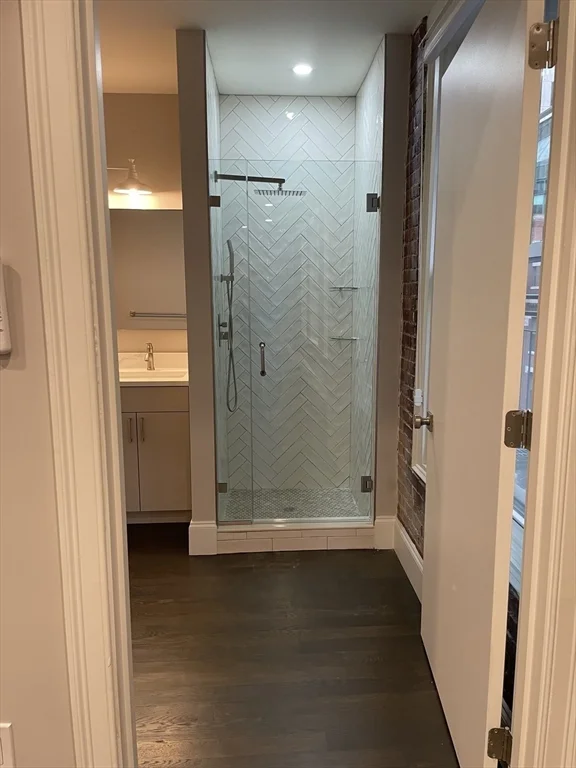 Studio bed, 1 bath apartment for rent at 281 Franklin St Unit 402, Boston Downtown — photo 12 of 25
