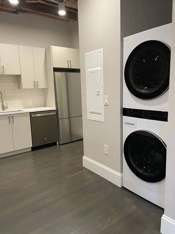 Studio bed, 1 bath apartment for rent at 281 Franklin St Unit 402, Boston Downtown — photo 8 of 25