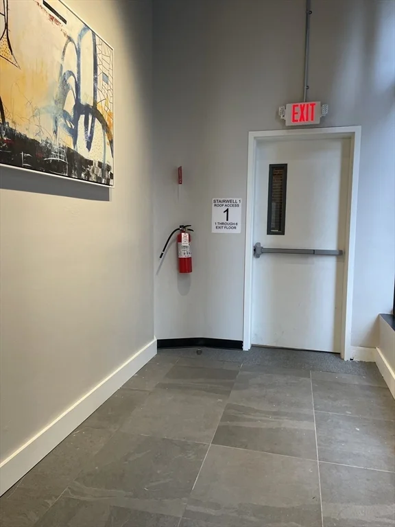 Studio bed, 1 bath apartment for rent at 281 Franklin St Unit 402, Boston Downtown — photo 22 of 25