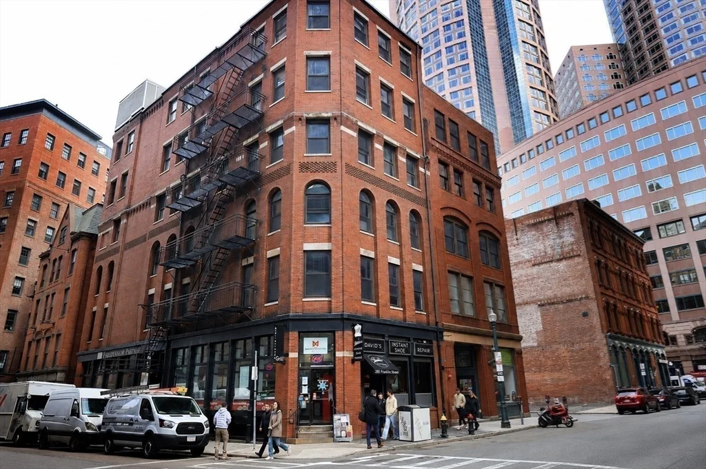 1 bed, 1 bath apartment for rent at 281 Franklin St Unit 601, Boston Downtown — photo 12 of 13