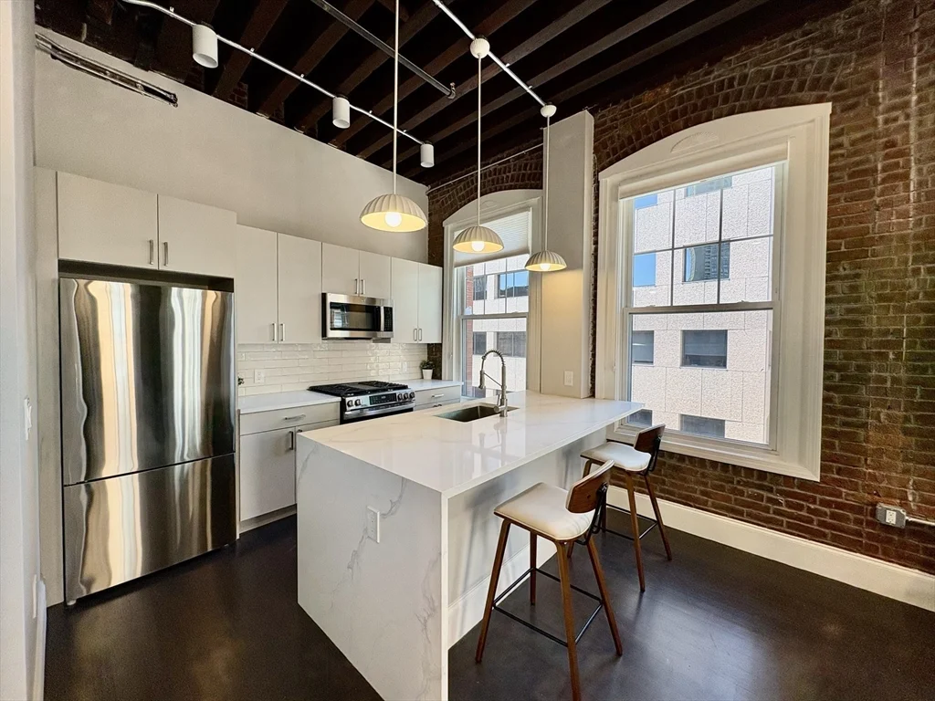 Studio bed, 1 bath apartment for rent at 281 Franklin St Unit 603, Boston Downtown — photo 7 of 16