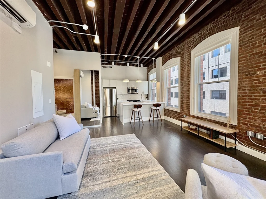 Studio bed, 1 bath apartment for rent at 281 Franklin St Unit 603, Boston Downtown