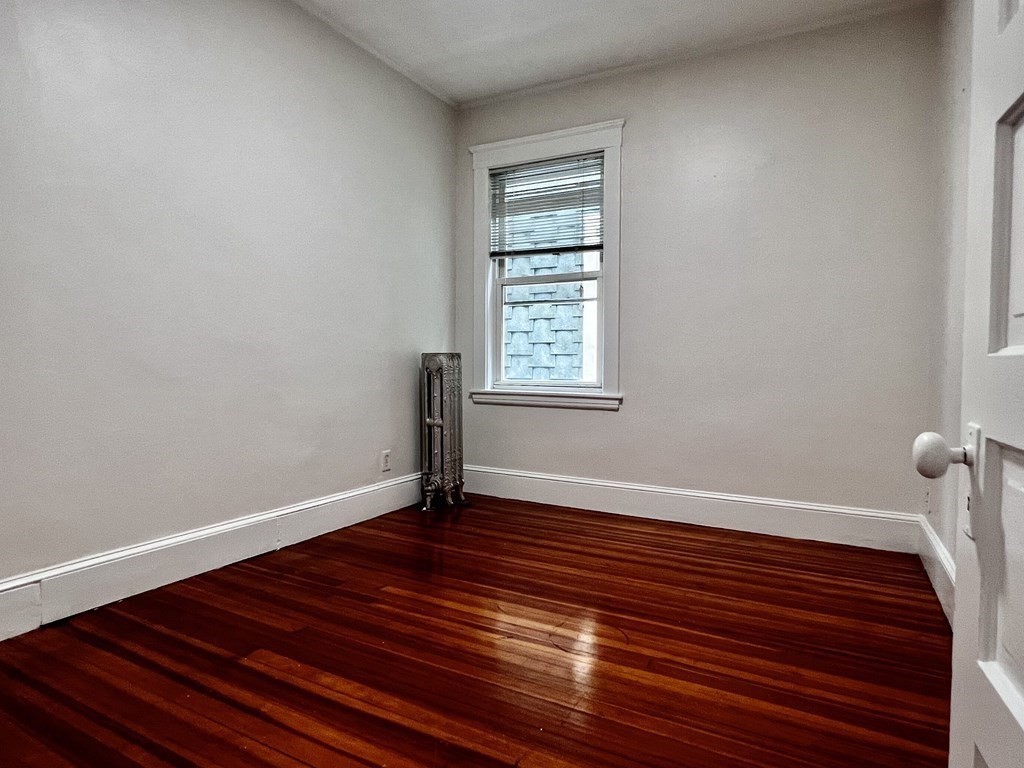 3 bed, 1 bath apartment for rent at 281 Highland Ave Unit 2a, Spring Hill — photo 9 of 14