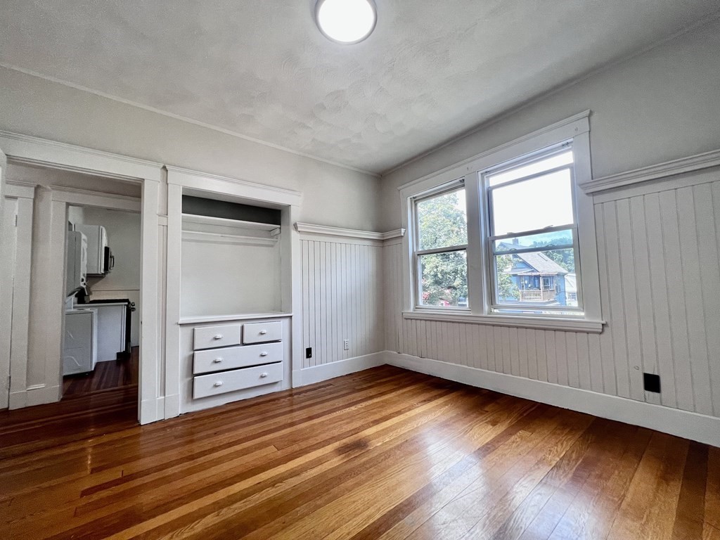 3 bed, 1 bath apartment for rent at 281 Highland Ave Unit 2a, Spring Hill — photo 7 of 14