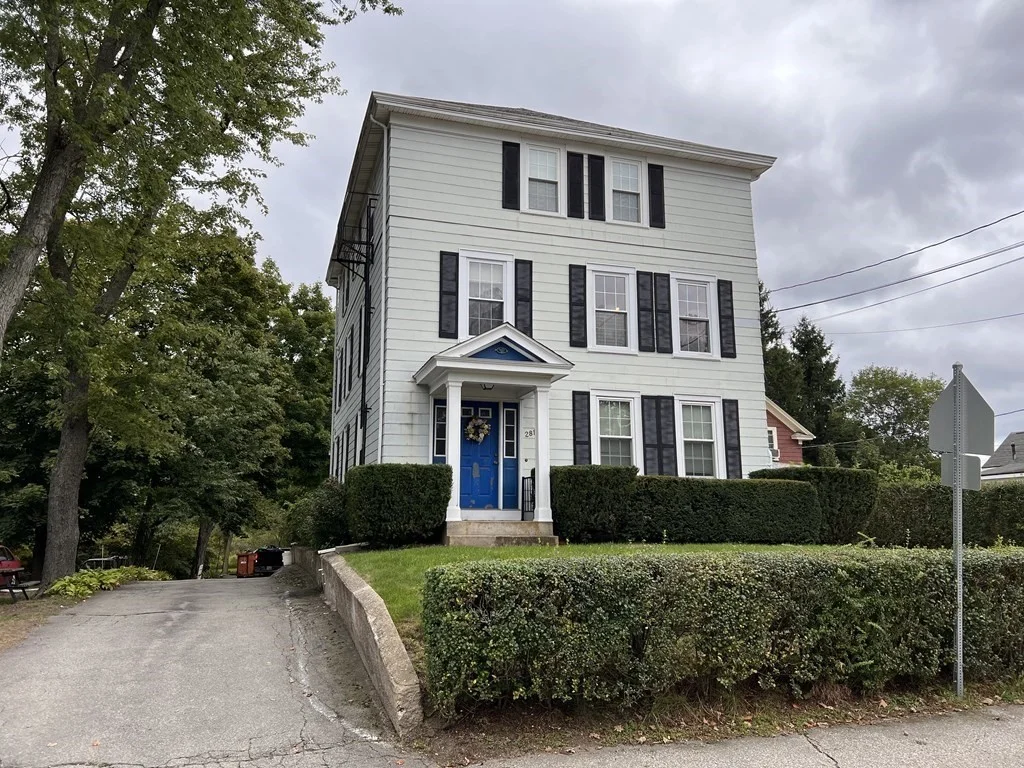1 bed, 1 bath apartment for rent at 281 North Washington St Unit 1, North Attleboro