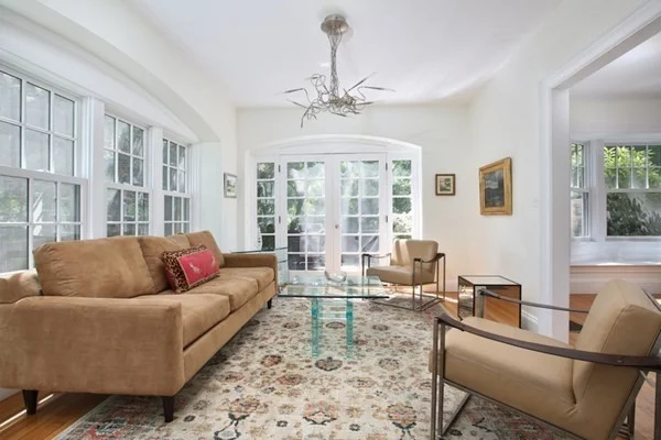 5 bed, 4+ bath apartment for rent at 281 Prince St Unit 281, Newton — photo 7 of 42