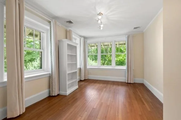 5 bed, 4+ bath apartment for rent at 281 Prince St Unit 281, Newton — photo 35 of 42