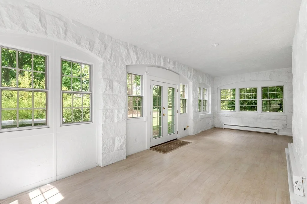 5 bed, 4+ bath apartment for rent at 281 Prince St Unit 281, Newton — photo 10 of 42