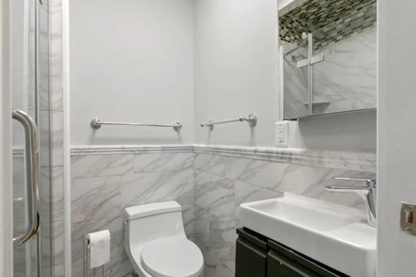 5 bed, 4+ bath apartment for rent at 281 Prince St Unit 281, Newton — photo 25 of 42