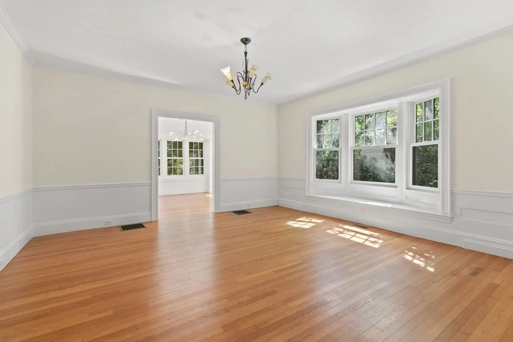 5 bed, 4+ bath apartment for rent at 281 Prince St Unit 281, Newton — photo 16 of 42