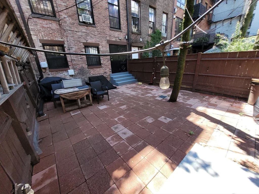 1 bed, 1 bath apartment for rent at 281 Shawmut Ave Unit 1, South End — photo 17 of 19