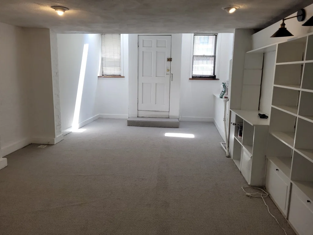 1 bed, 1 bath apartment for rent at 281 Shawmut Ave Unit 1, South End — photo 8 of 19