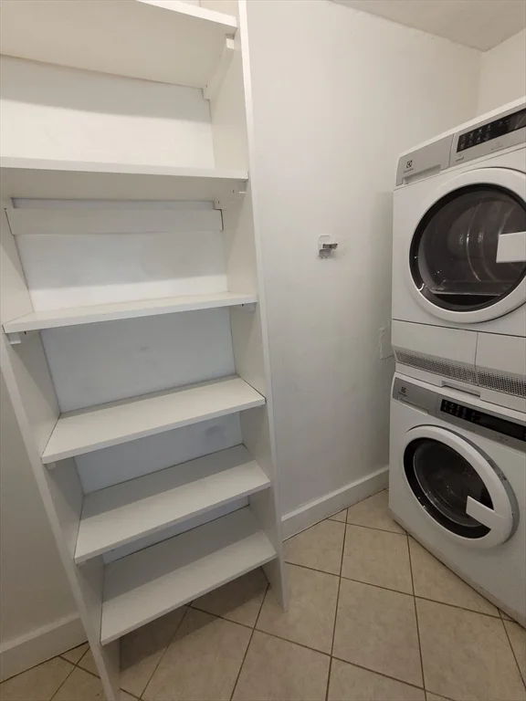 1 bed, 1 bath apartment for rent at 281 Shawmut Ave Unit 1, South End — photo 16 of 19