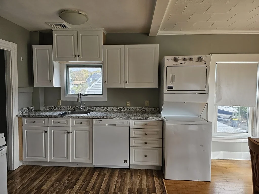 2 bed, 1 bath apartment for rent at 2812 Riverside Ave Unit 2, Somerset — photo 8 of 13