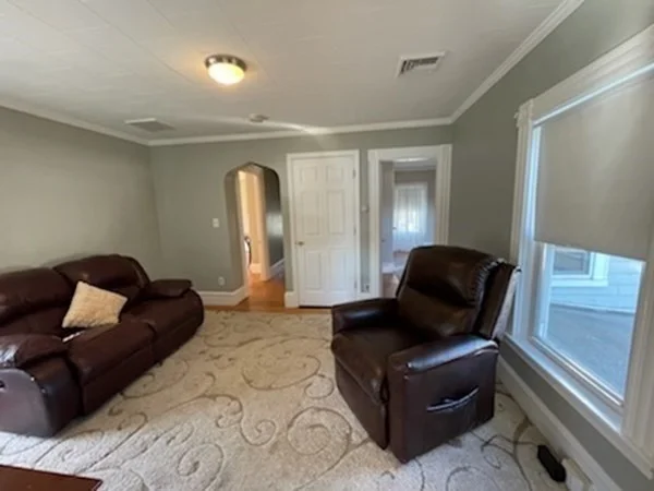 2 bed, 1 bath apartment for rent at 2812 Riverside Ave Unit 2, Somerset — photo 11 of 13