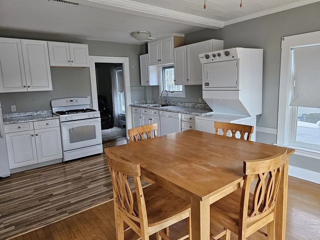2 bed, 1 bath apartment for rent at 2812 Riverside Ave Unit 2, Somerset — photo 7 of 13