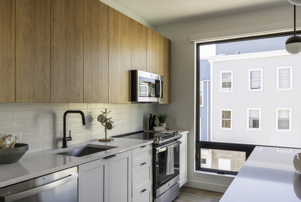 1 bed, 1 bath apartment for rent at 282 Bremen St Unit 237, East Boston — photo 6 of 21